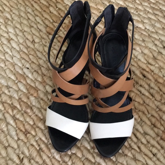 Vera Wang Hinda Colorblock Heels - Picture 3 of 8